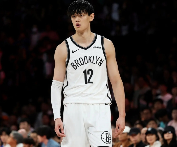 包含里程碑夜布鲁克林篮网主帅复盘；足总杯冲刺阶段刷纪录；态度坚定；球探报告显示潜力的词条